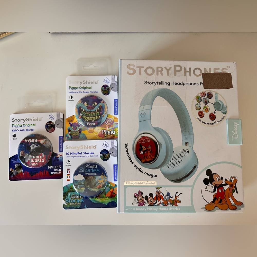 Onanoff StoryPhone Storytelling Headphones for Kids - Light Blue - Picture 2 of 14